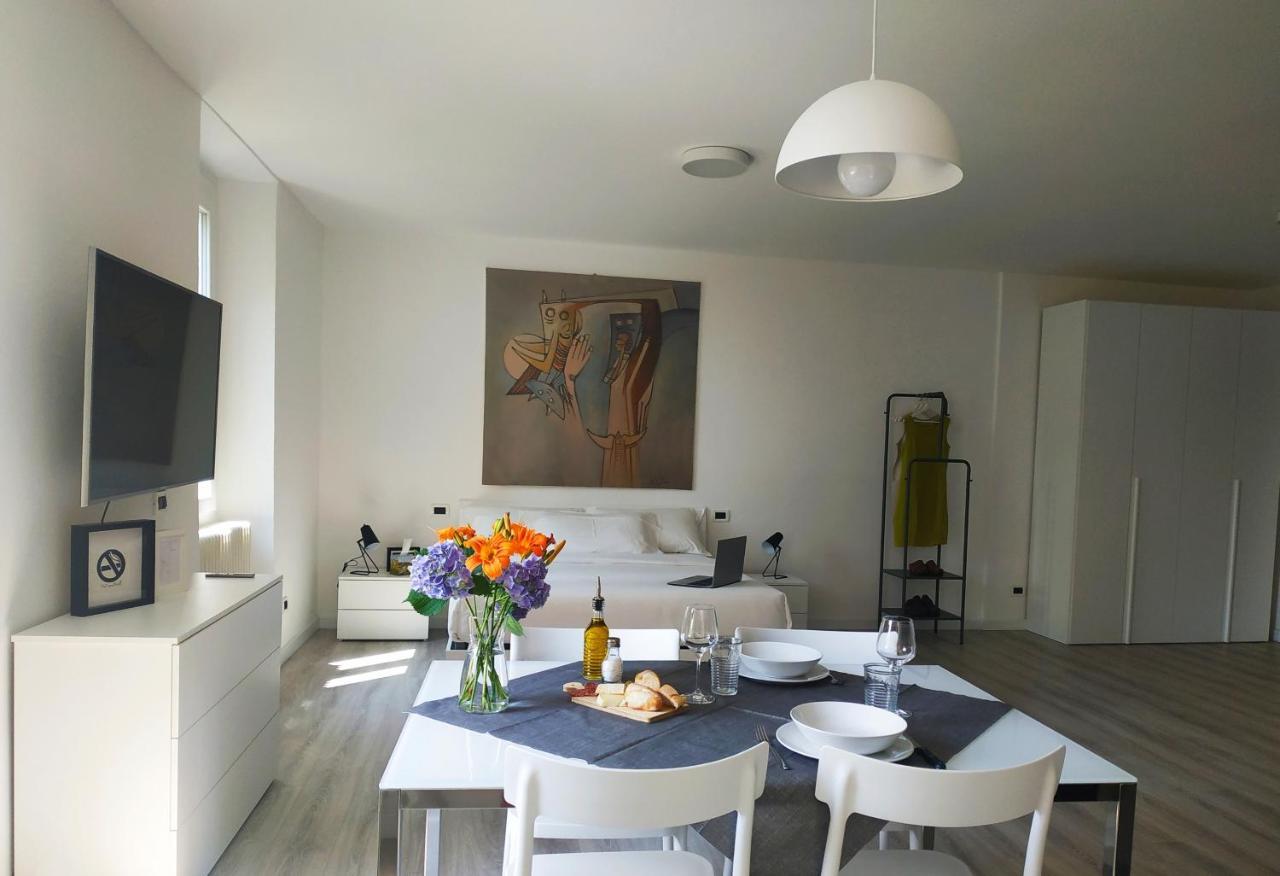 Le Campane Studio Apartment Μπελάτζιο Εξωτερικό φωτογραφία